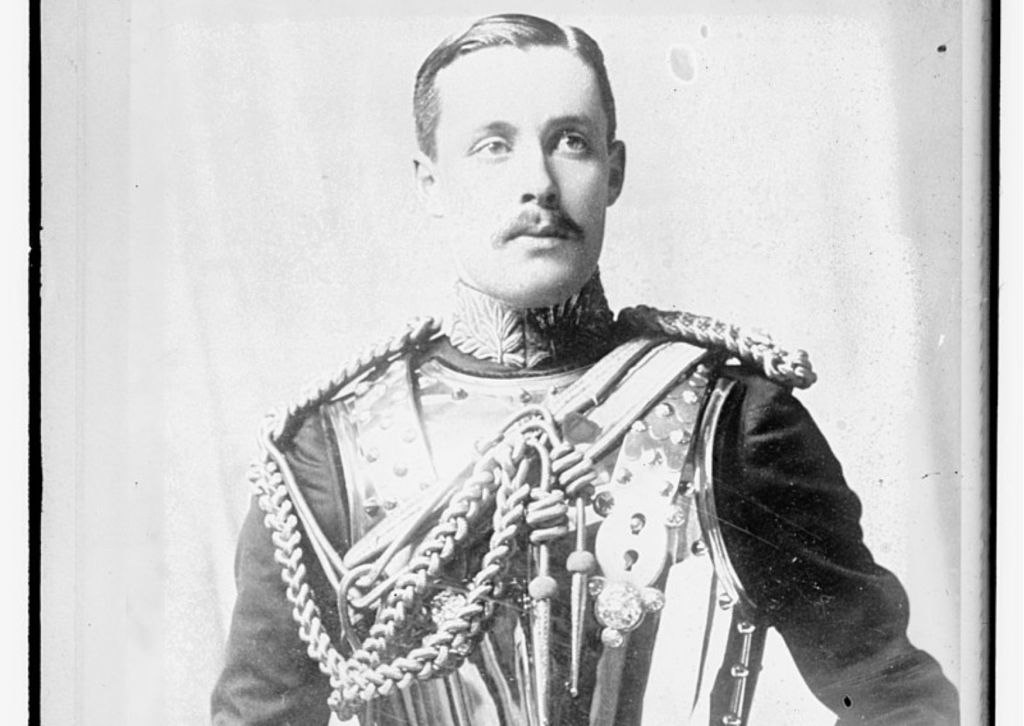 henry innes kerr floors castle love story